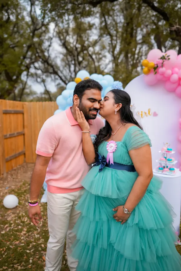 Gender reveal photograph 13