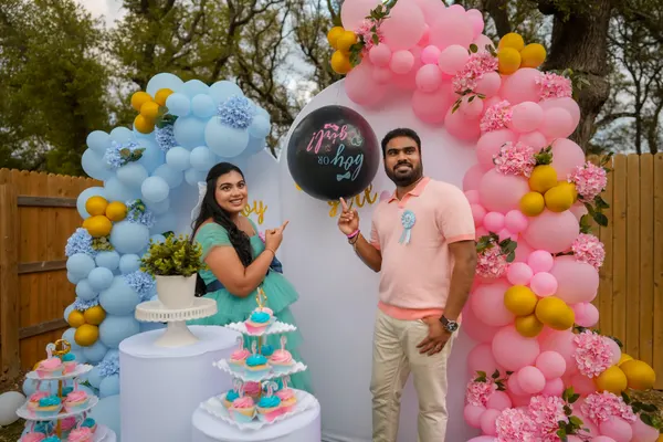 Gender reveal photograph 15