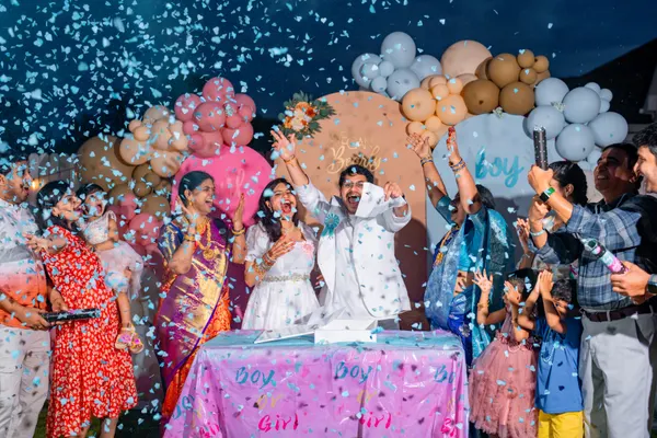 Gender reveal photograph 25