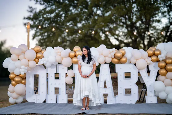 Gender reveal photograph 28