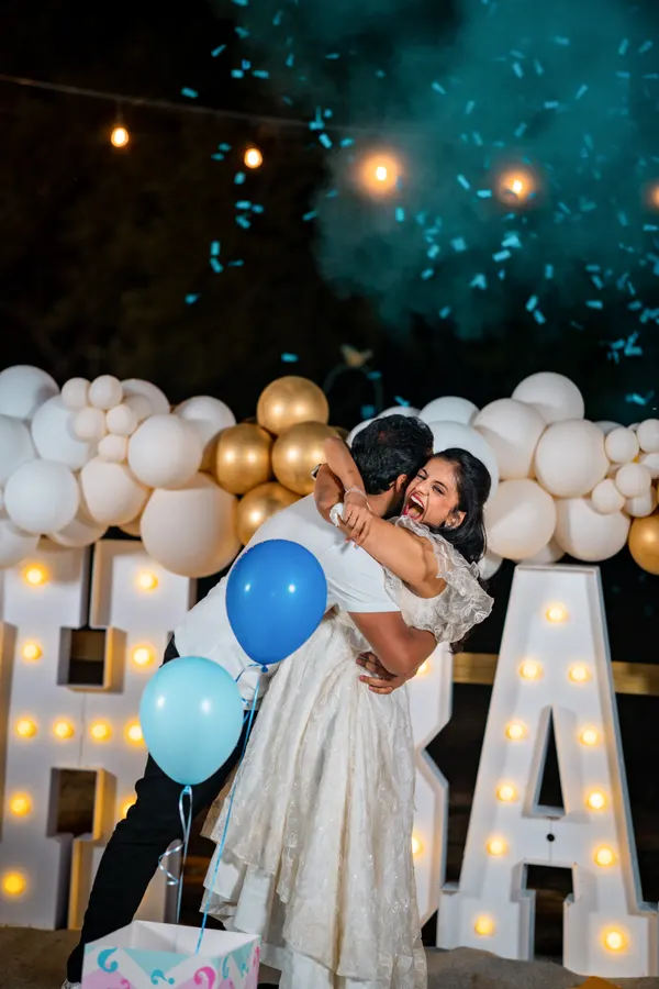 Gender reveal photograph 32