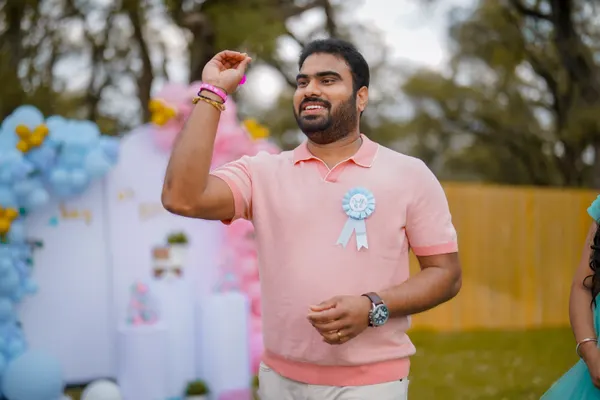 Gender reveal photograph 39