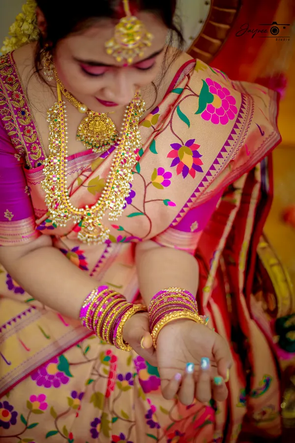 Maternity photograph 11