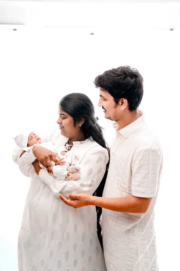 Newborn photograph 9