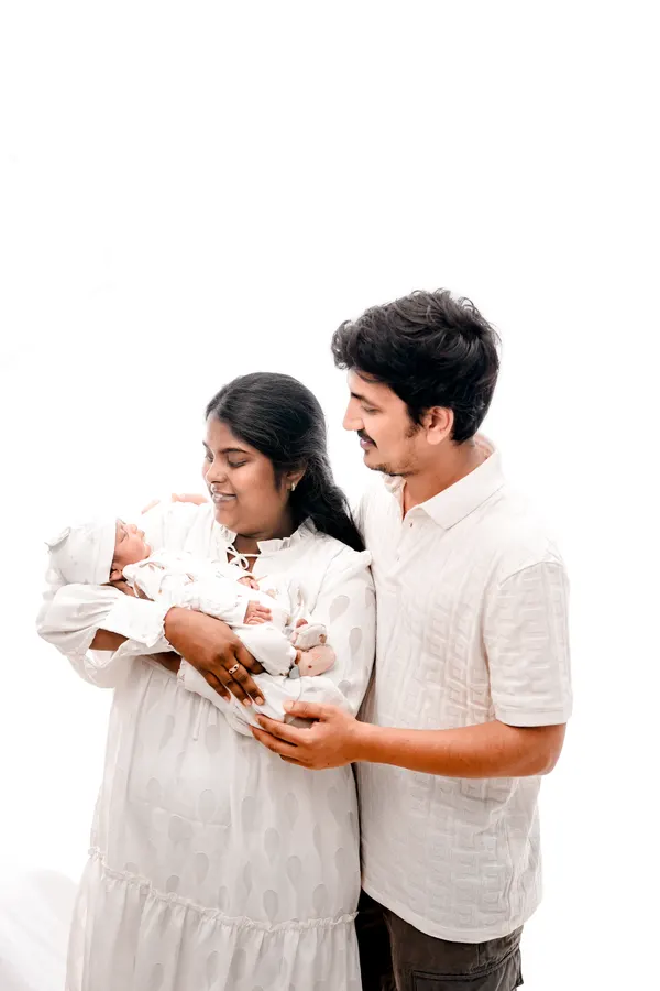 Newborn photograph 17