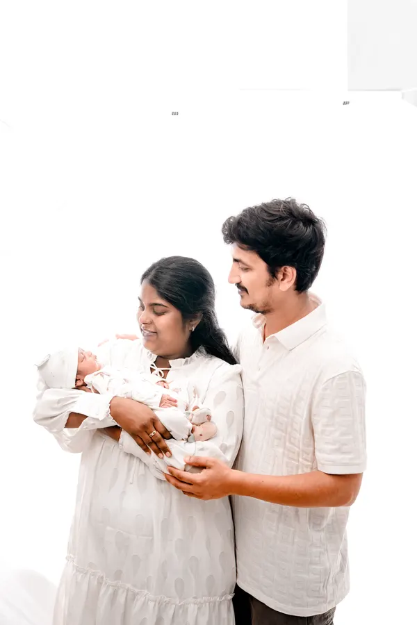 Newborn photograph 18