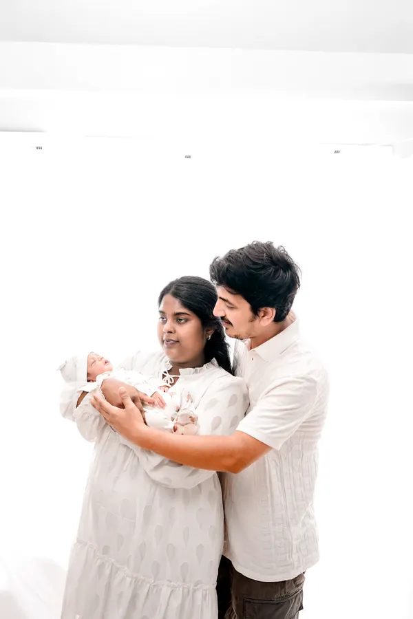 Newborn photograph 23