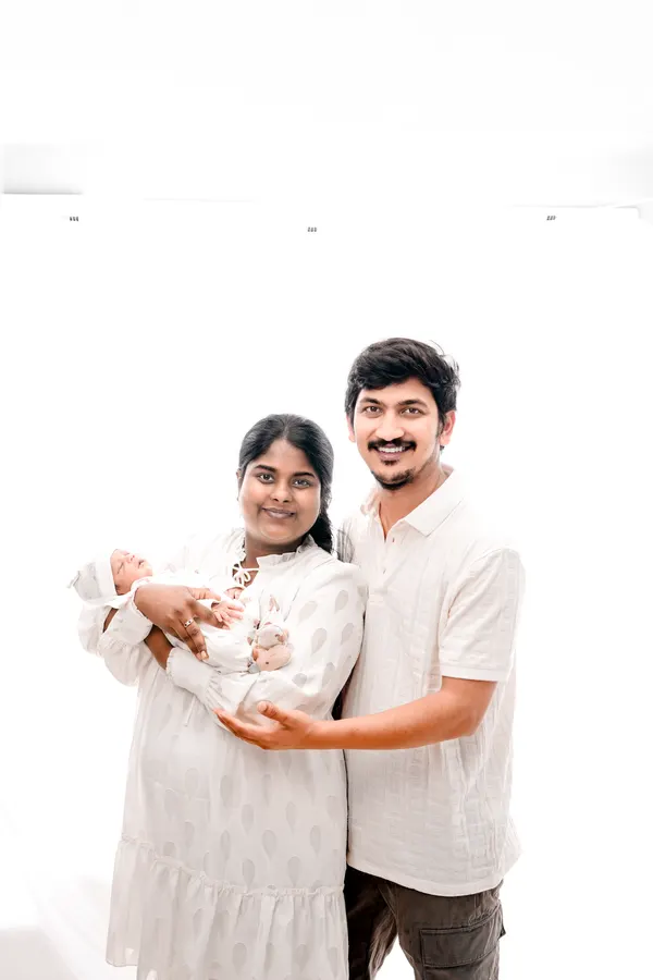 Newborn photograph 25